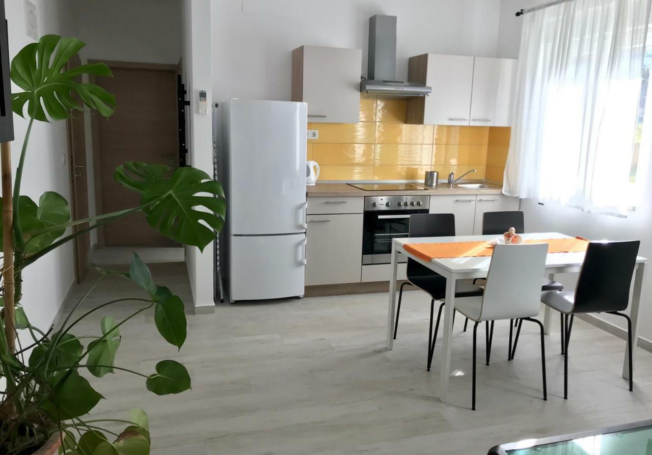 Apartamento Fine & Shine Pula Exterior foto